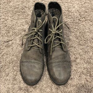 Gorgeous G.H Bass taupe ankle boots, worn once!